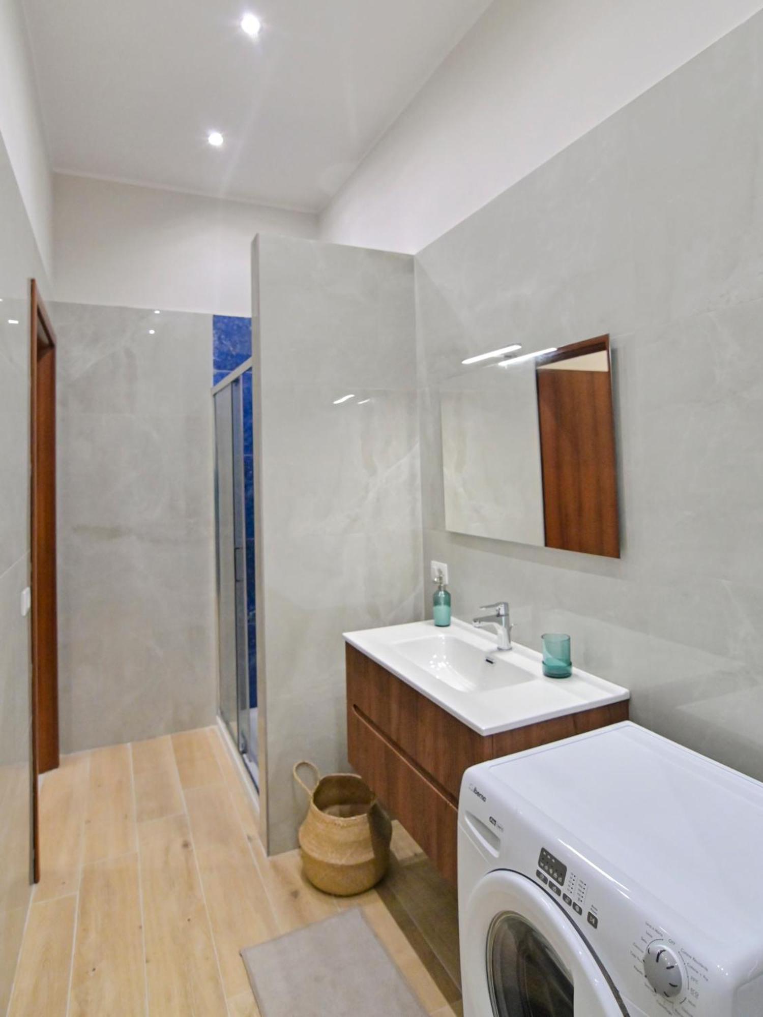 Cozy Central Residence Napoli Exterior foto